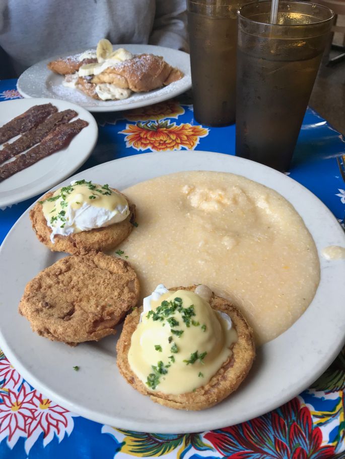 RED NECK EGGS ELIZABETHS